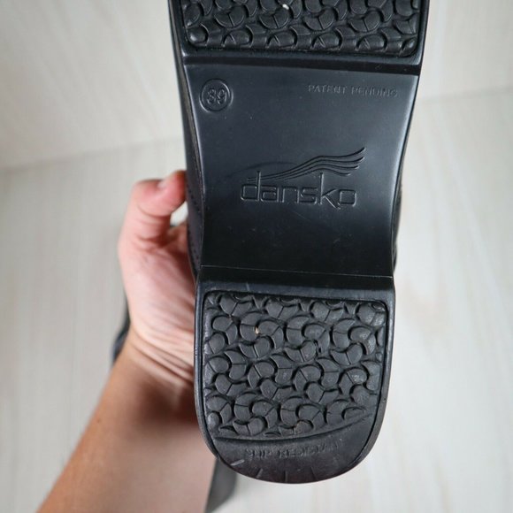 Dansko XP 2.0 Pull-Up Black Work Duty Leather Stapled Clog Shoe Size 39 8.5-9 - Picture 8 of 10